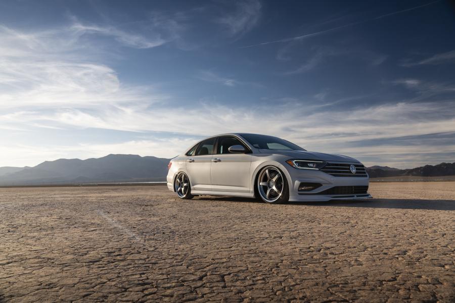  Volkswagen Jetta S by Jamie Orr 2018 года  (фото 11 из 22)